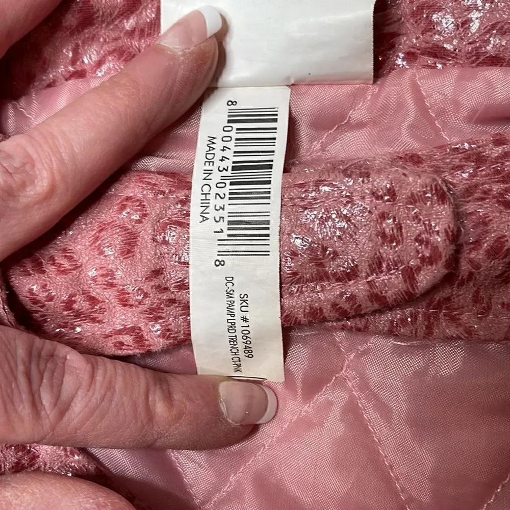 Dicken’s Closet Pink Leopard Print Jacket. No size tag. (See measurements).‎